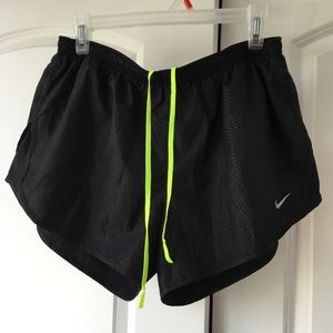 Woman’s sports clothes